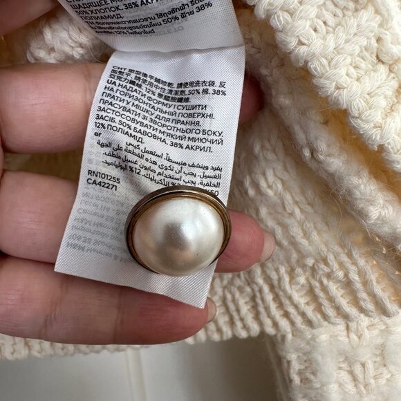 H&M Cream Texture-Knit Collar Gold & Pearl Button Cardigan Lady Jacket -NWOT - Picture 9 of 14